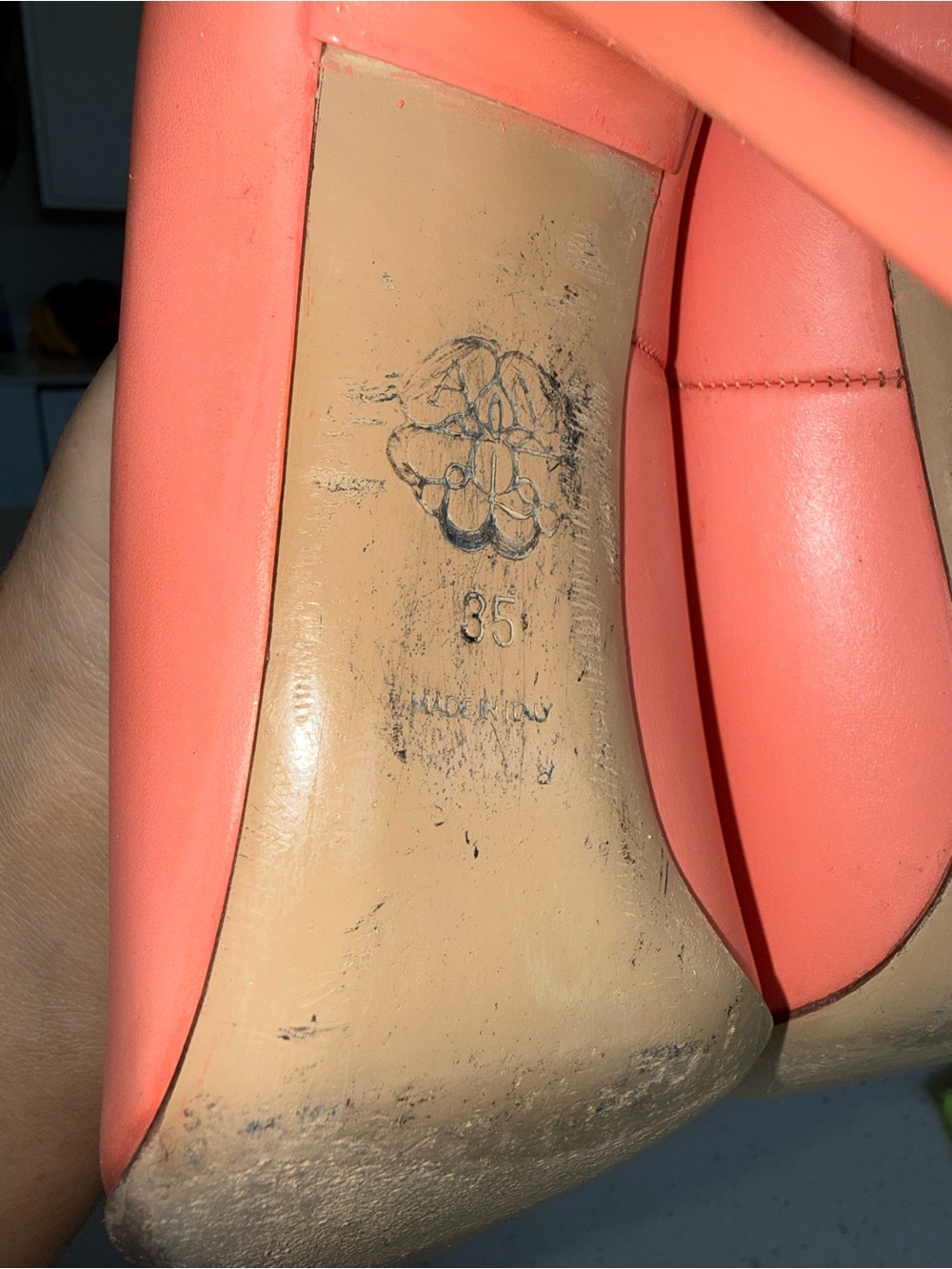 Alexander McQueen Coral Pink Pointed-Toe Pumps with Silver Metal Tip - Picture 9 of 14